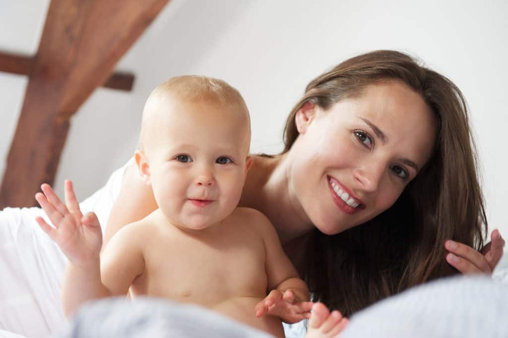 When can you expect your baby waving "hi" or "bye"? Babies start trying to communicate using gestures usually between 6-9 months. This iis part of your infants social emotional development.